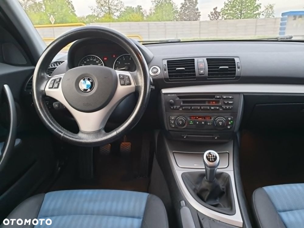 BMW Seria 1 - 15