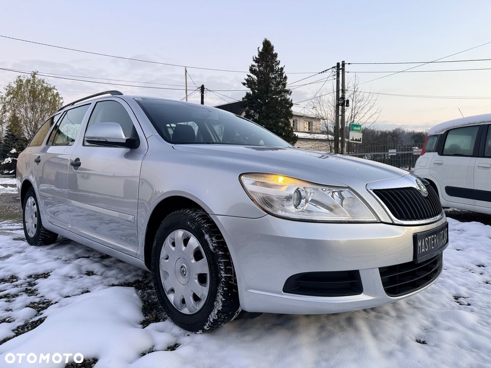 Skoda Octavia 1.6 TDI DPF Ambiente - 3