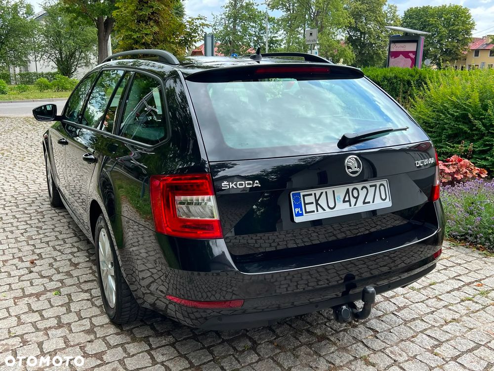 Skoda Octavia 1.6 TDI Sport Edition - 4