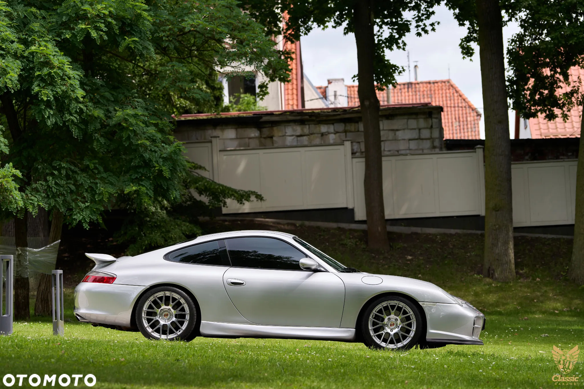 Porsche 911 Carrera - 22