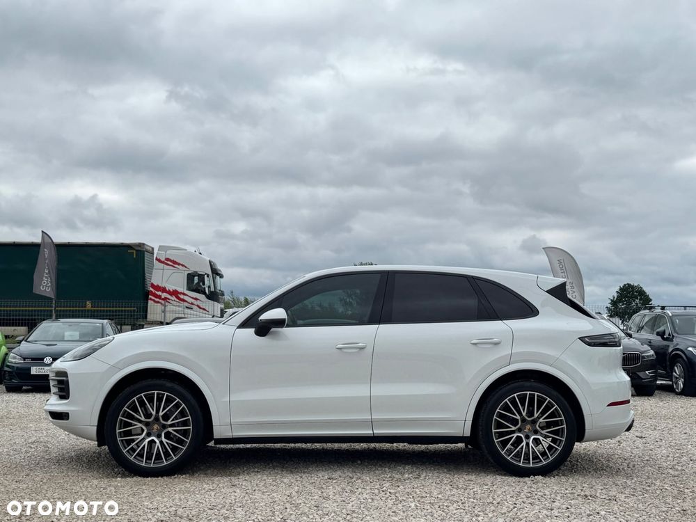 Porsche Cayenne - 8
