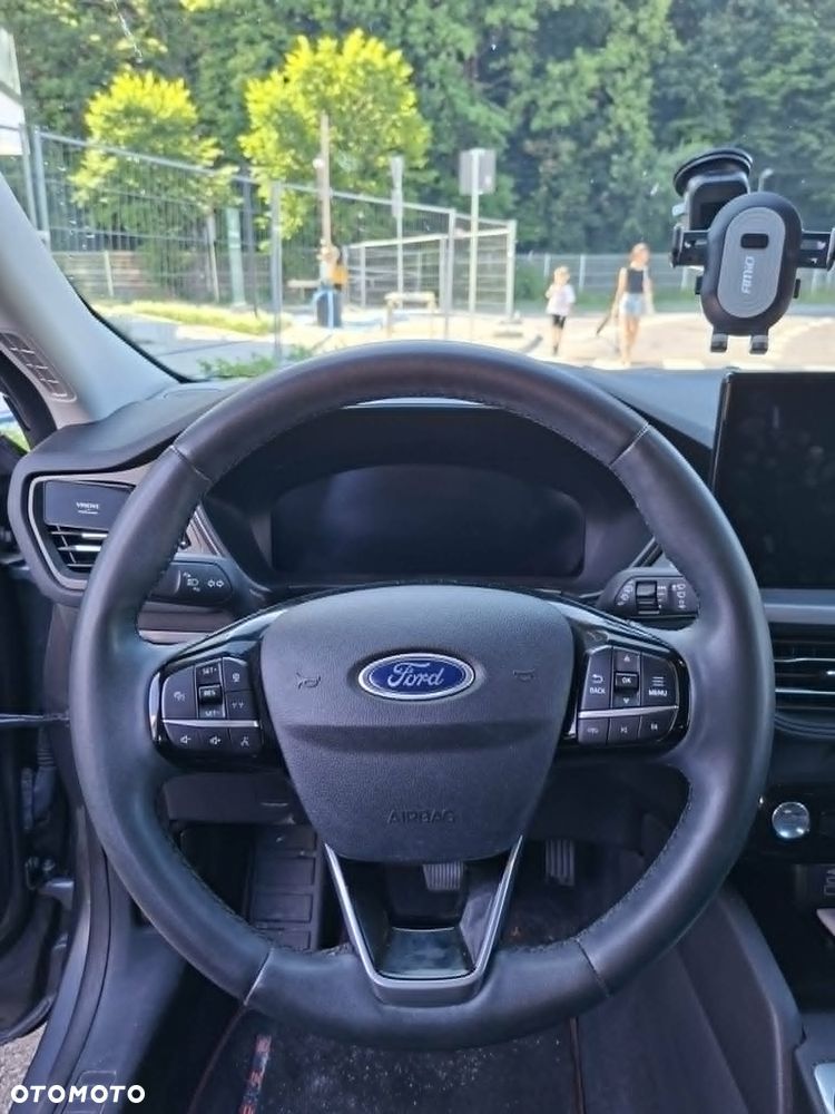 Ford Kuga - 22