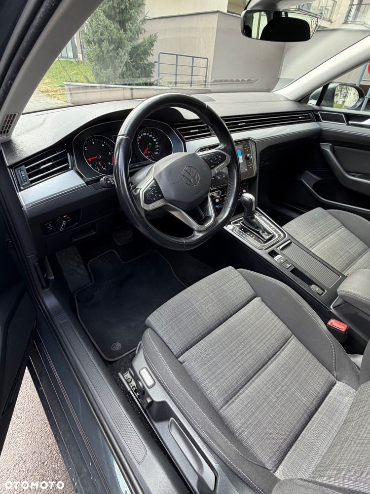 Volkswagen Passat 2.0 TDI Business DSG - 18