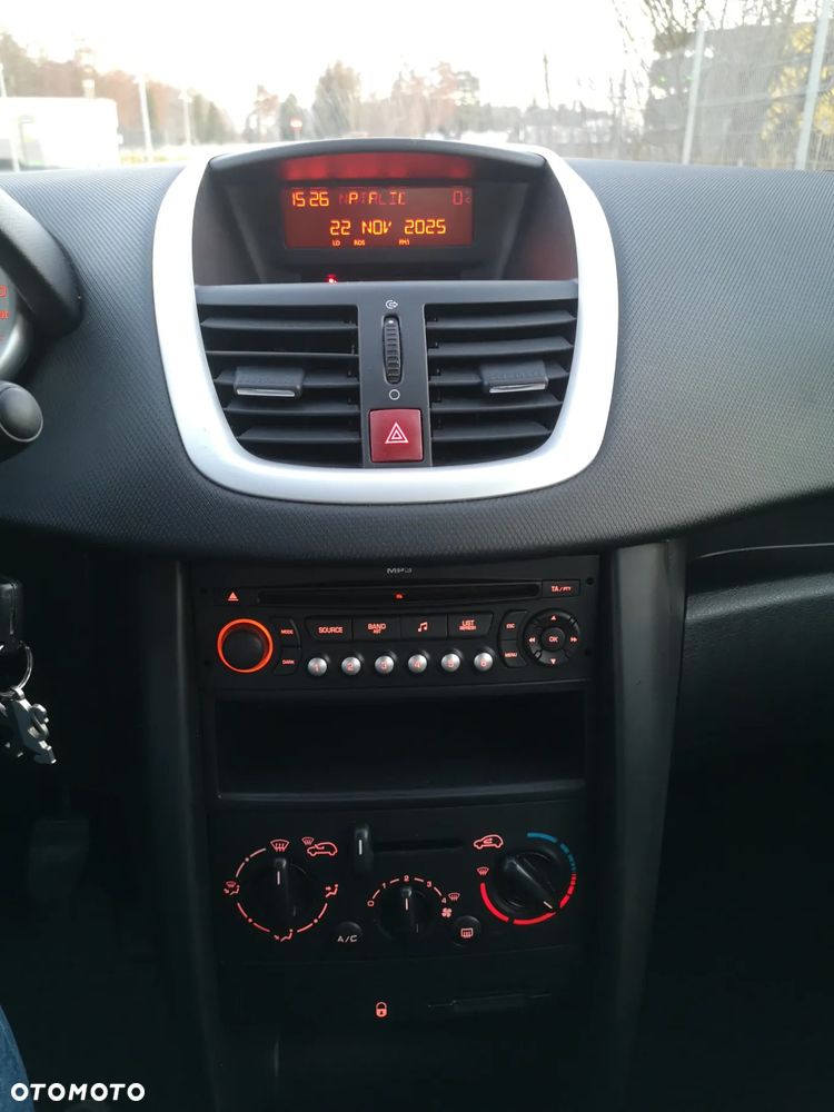 Peugeot 207 1.4 Presence - 8