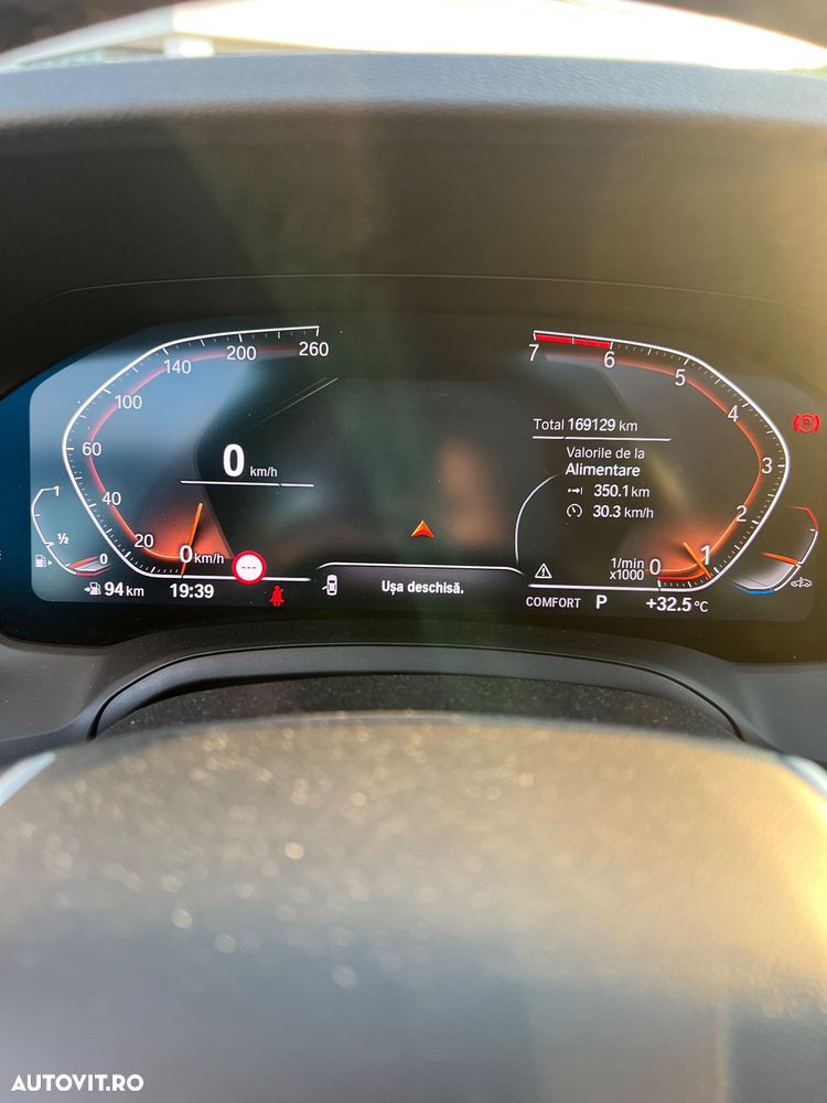 BMW Seria 3 320i Aut. Sport Line - 17