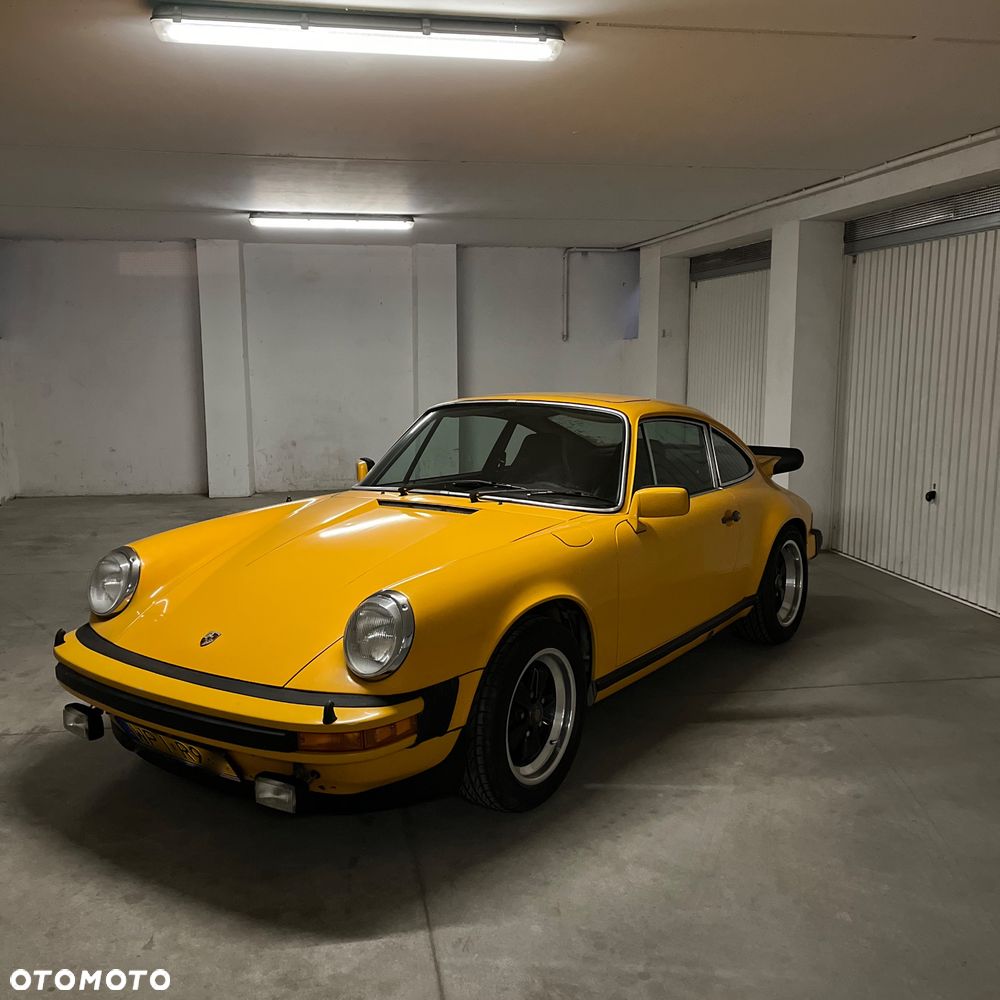 Porsche 911 - 8