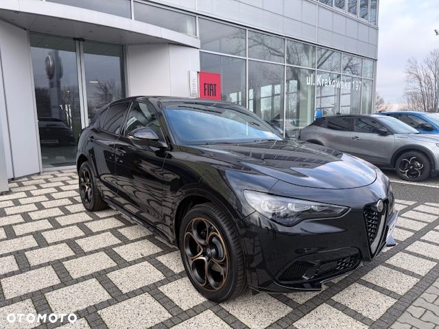 Alfa Romeo Stelvio 2.2 JTDM Intensa Q4 - 6