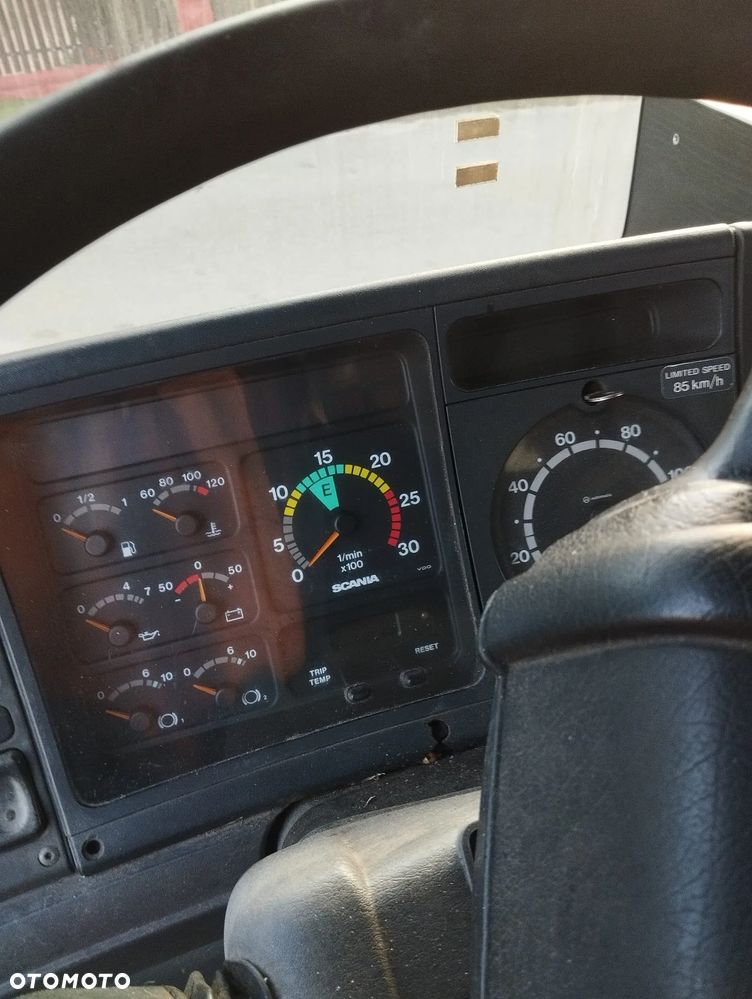 Scania 380 6x6 - 6