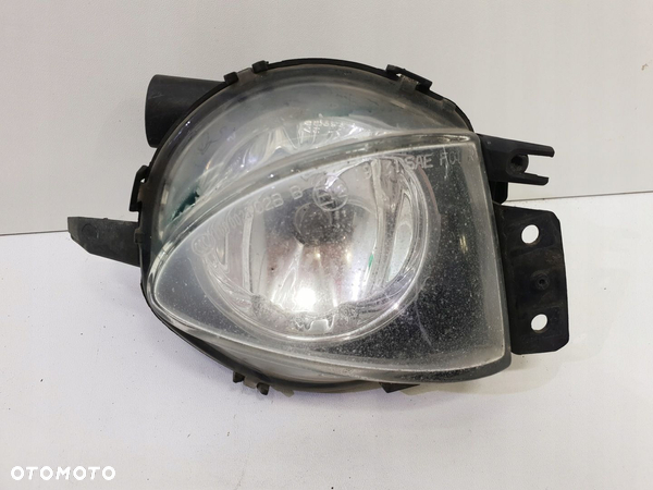 BMW E90 E91 HALOGEN PRAWY 7158542