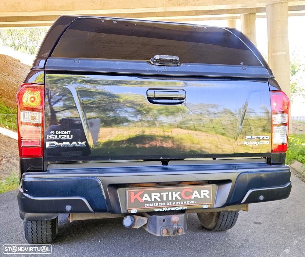 Isuzu D-Max 4x4 Cabine Dupla Custom - 9