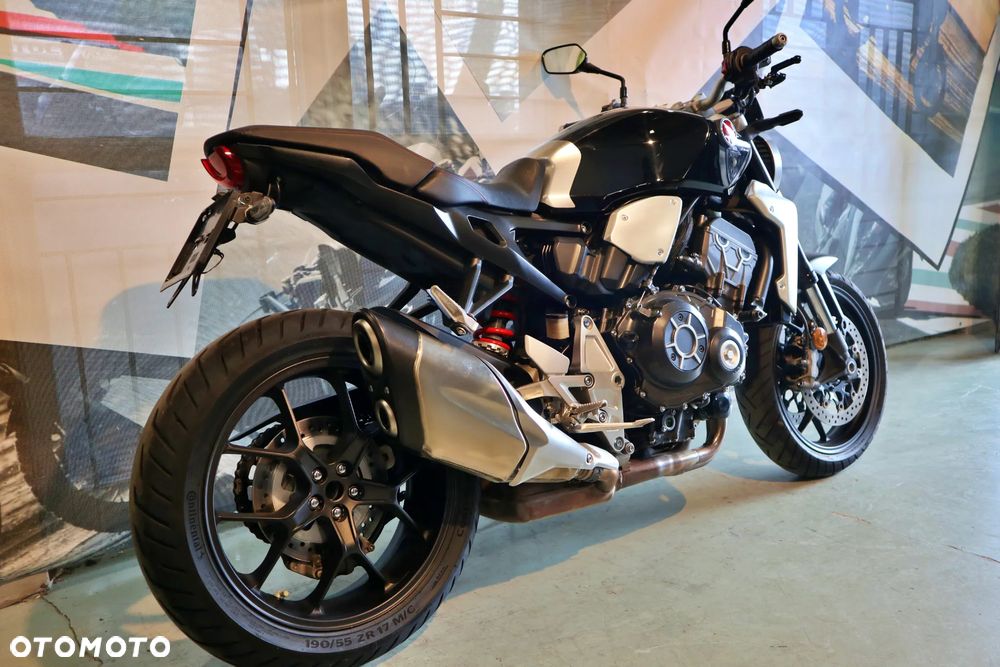 Honda CB - 16