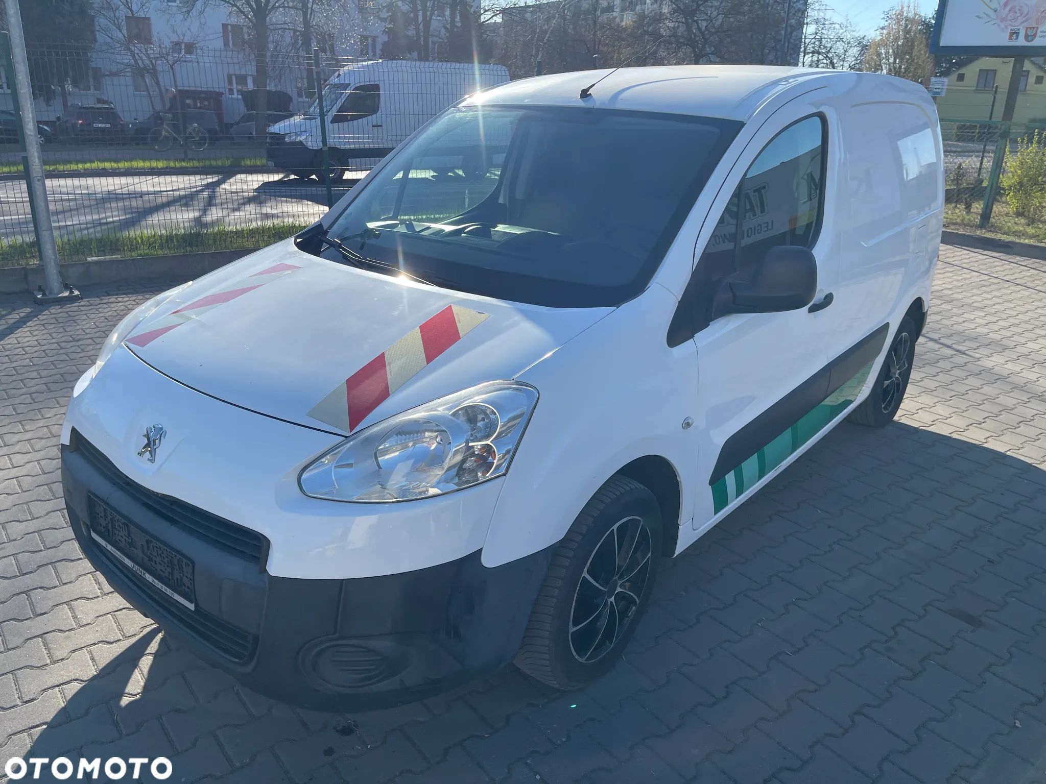 Peugeot Partner 1.6 HDi Active - 1