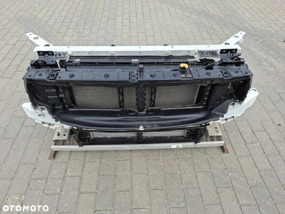 pas przod przedni belka wzmocnienie chlodnice volvo s90 II v90