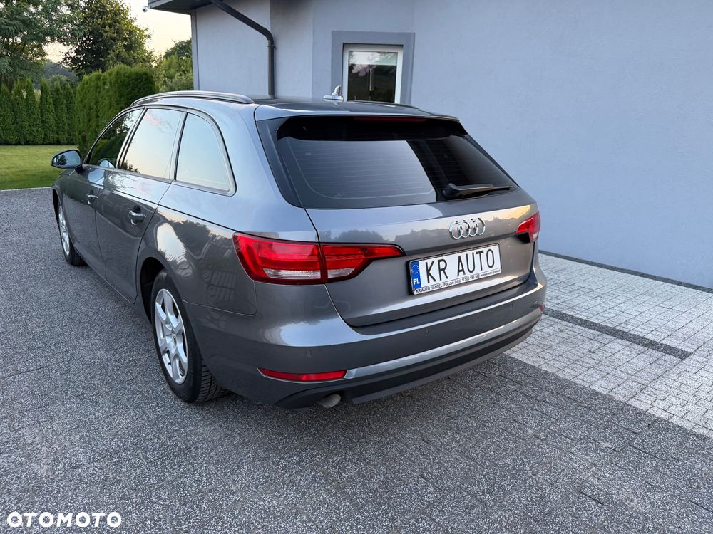Audi A4 Avant 2.0 TDI ultra S tronic sport - 4