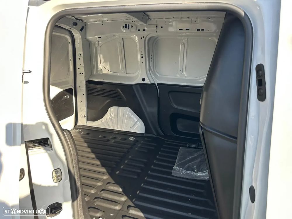 Opel COMBO 1.5 CDTI I.V.A DEDUTIVEL - 11