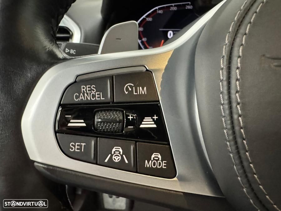 BMW 840 d xDrive Pack M - 25