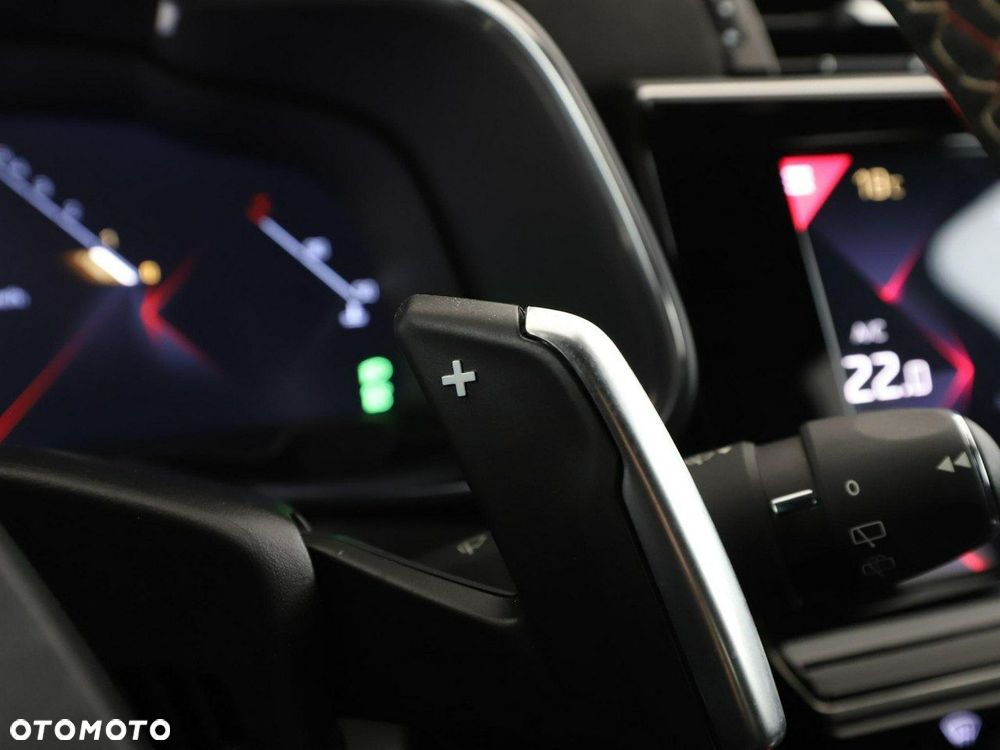 DS Automobiles DS 7 Crossback 1.6 PureTech Performance Line + - 33