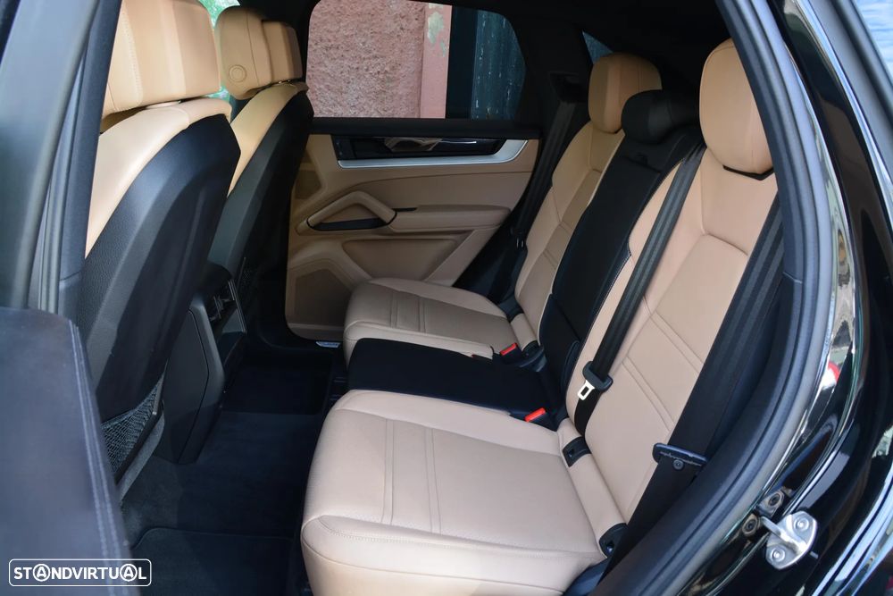 Porsche Cayenne E-Hybrid - 58