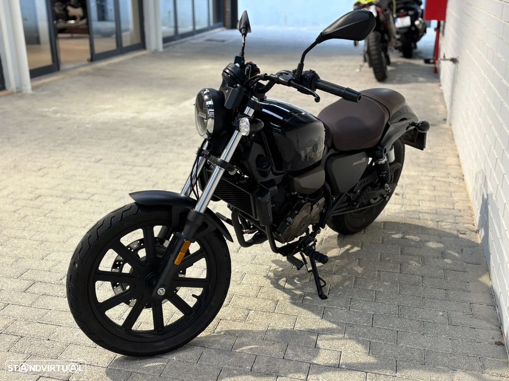 QJ Motor SRV 125 - 4