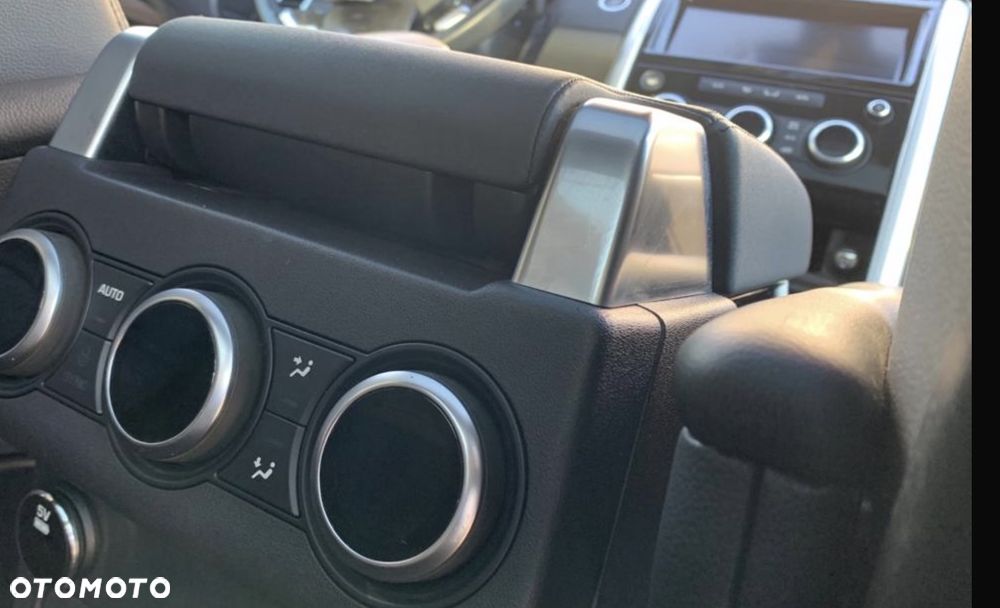 Land Rover Discovery 2.0 Sd4 SkyView Edition - 13