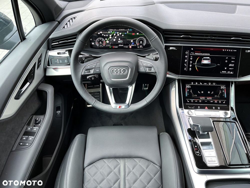 Audi Q7 - 15