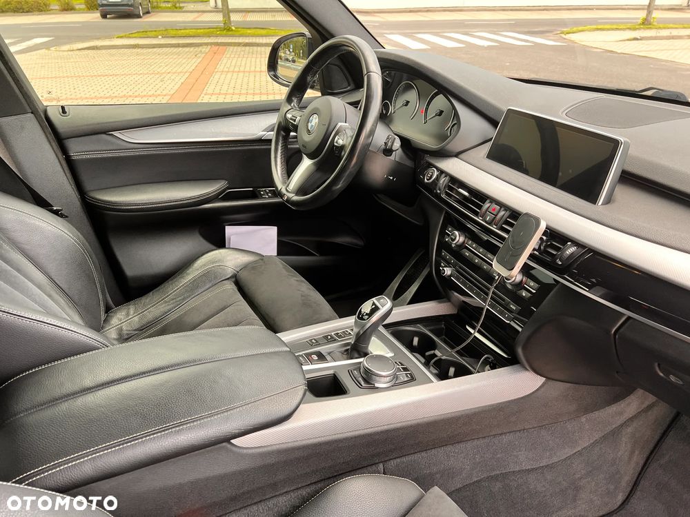 BMW X5 xDrive25d - 14