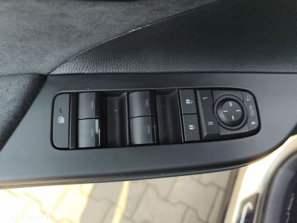Toyota C-HR 1.8 Hybrid Executive - 19