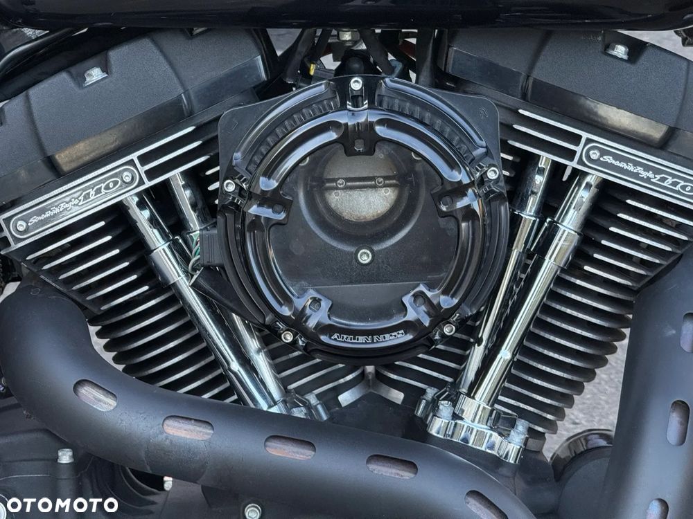 Harley-Davidson Dyna Low Rider - 1