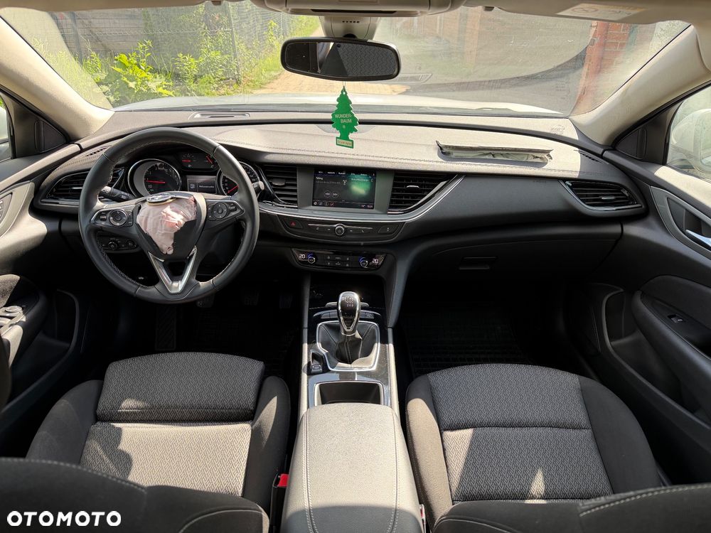 Opel Insignia 1.5 T Exclusive S&S - 10