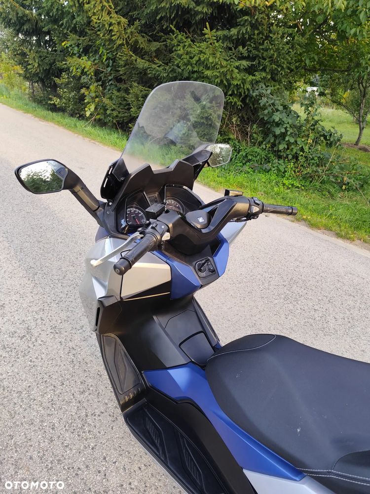 Honda NSS - 9