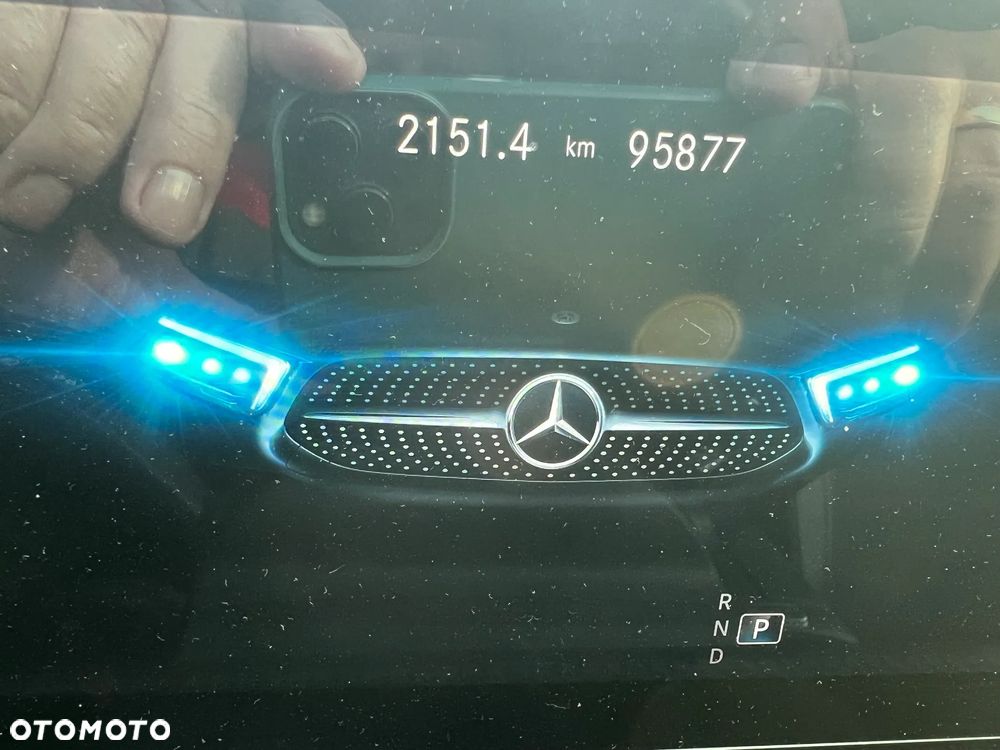 Mercedes-Benz CLA 180 AMG Line 7G-DCT - 23