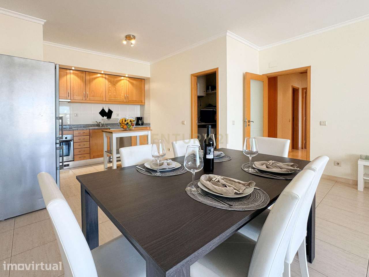 Apartamento T2 Mobilado e Equipado com Piscina e Garagem no Alto do Qu - Grande imagem: 5/17