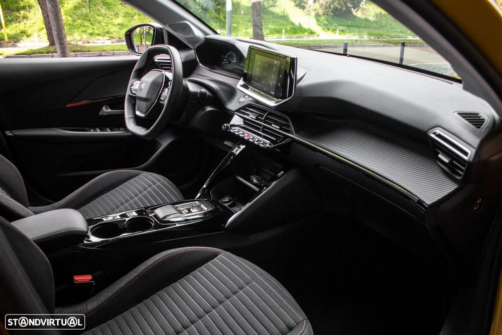 Peugeot e-208 Active Pack - 26