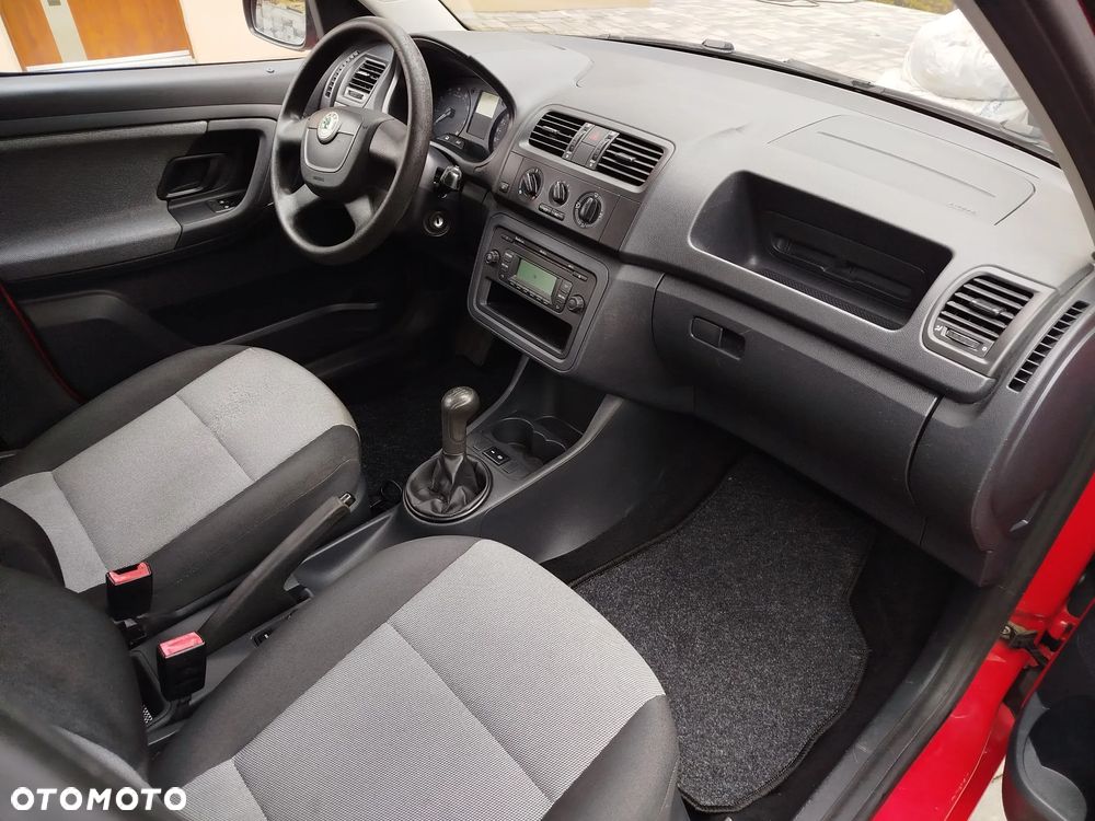 Skoda Roomster 1.4 MPI Style PLUS EDITION - 6