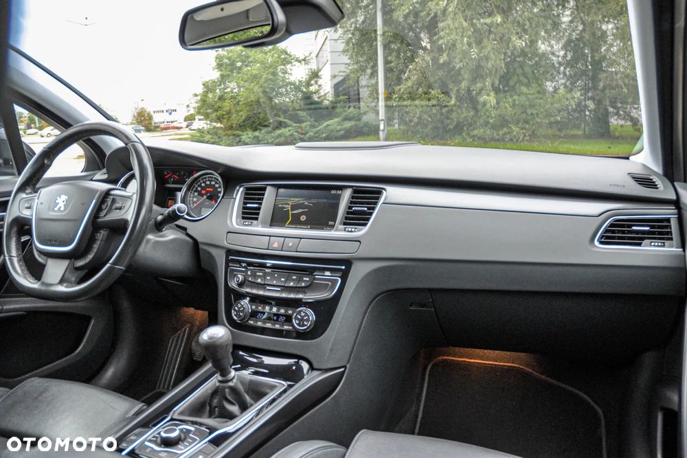 Peugeot 508 1.6 T Allure - 10