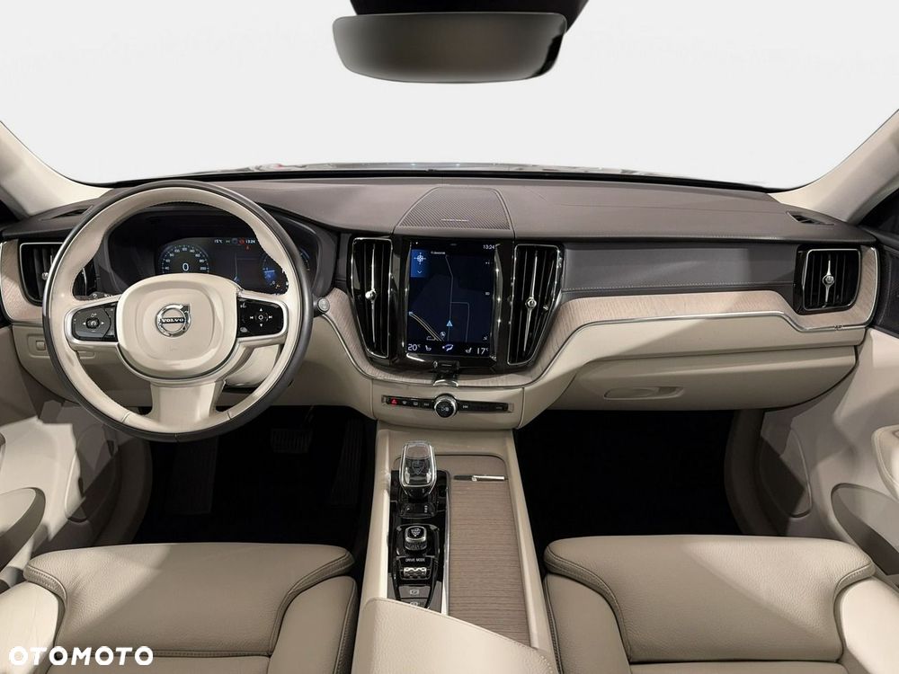 Volvo XC 60 - 20
