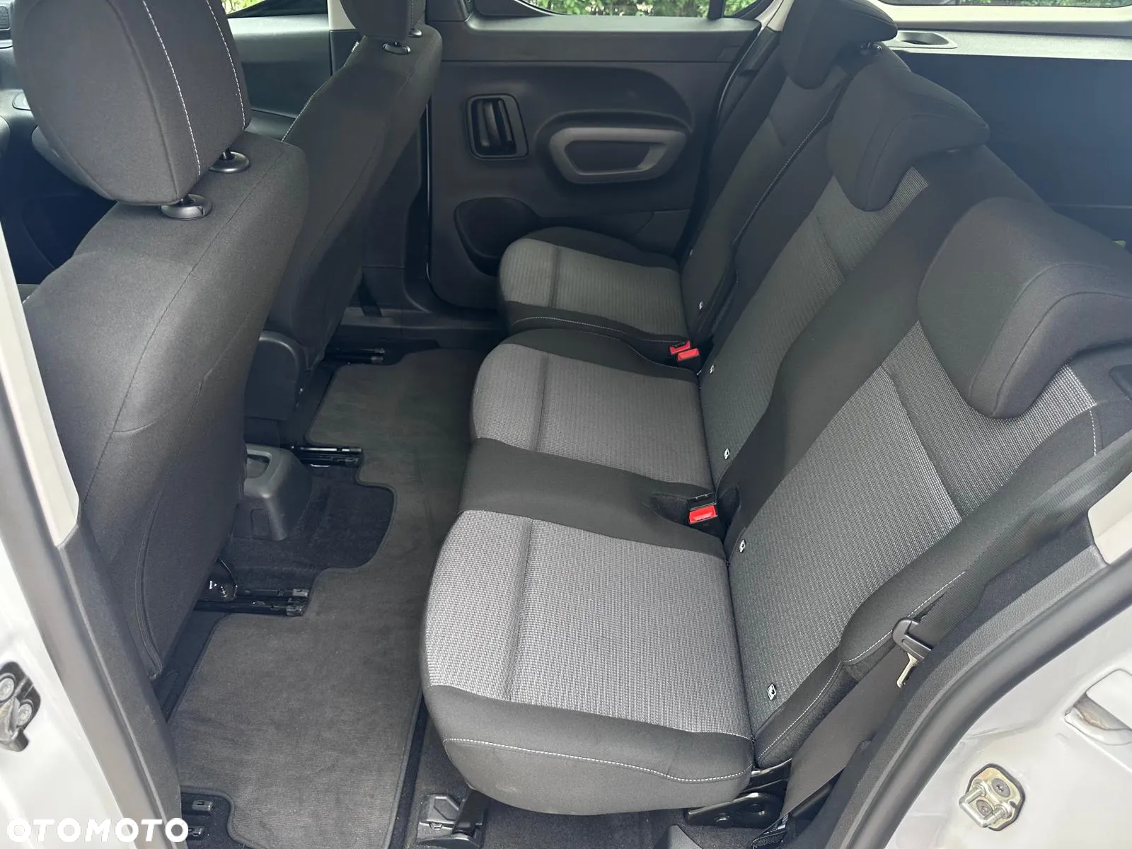 Toyota Proace City Verso Long 1.5 D-4D Business - 17