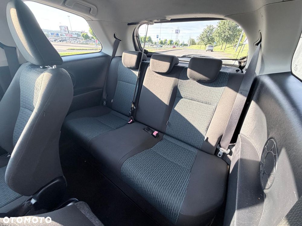 Toyota Yaris 1.33 Premium - 20