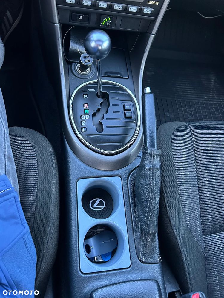Lexus IS 200 Classic - 33