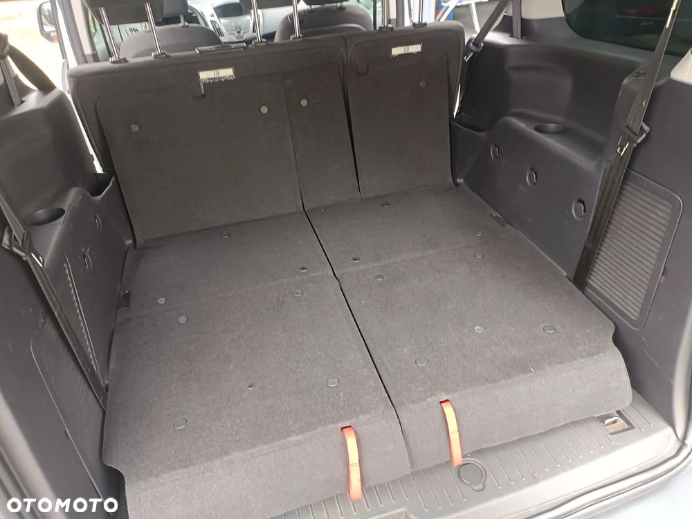 Ford Tourneo Connect Grand ver-grand-1-6-tdci-titanium - 22