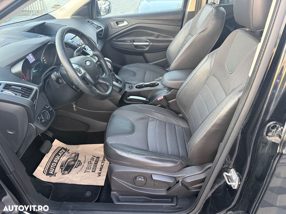 Ford Kuga 2.0 TDCi Powershift 4WD Titanium - 8