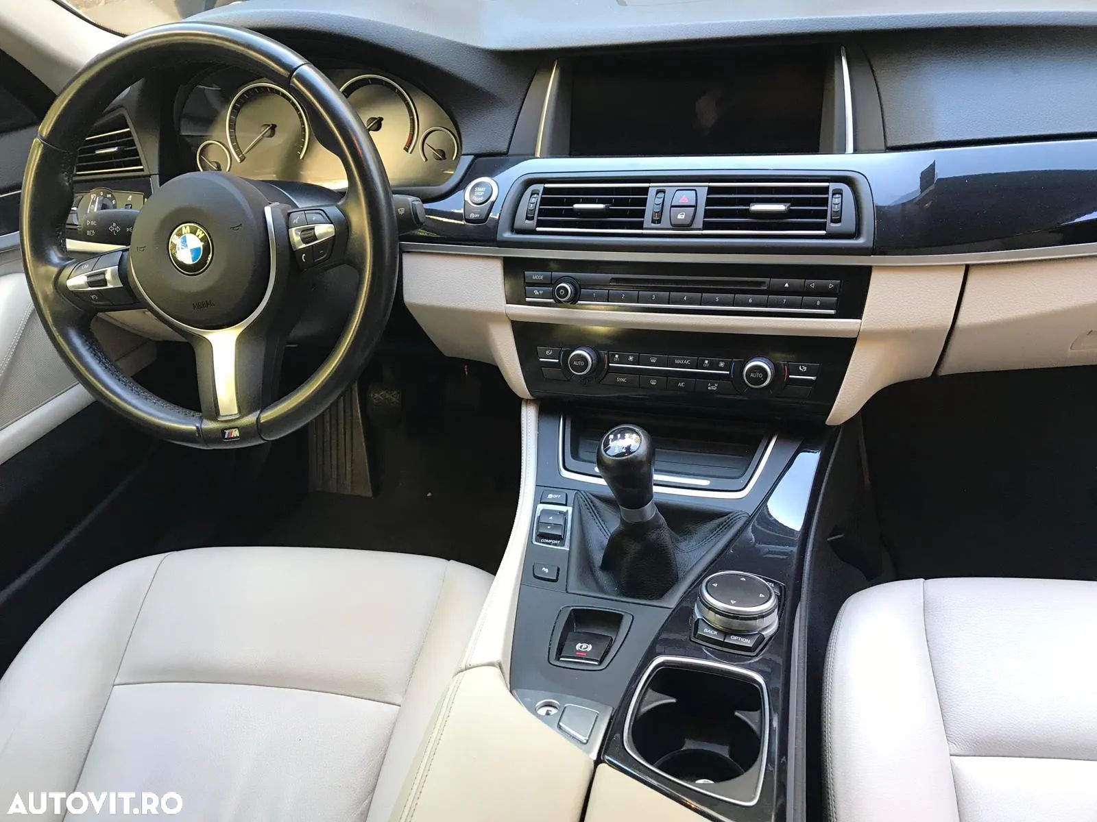 BMW Seria 5 520d Touring - 1
