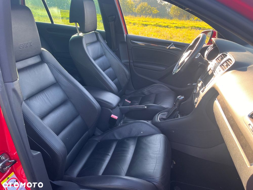 Volkswagen Golf 2.0 GTI - 10