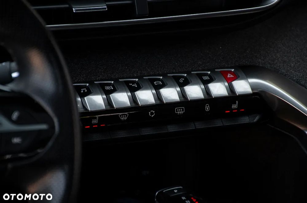 Peugeot 5008 155 THP Automatik Platinum - 18