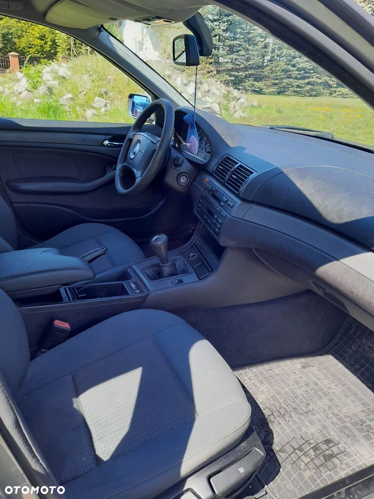 BMW Seria 3 316i - 8