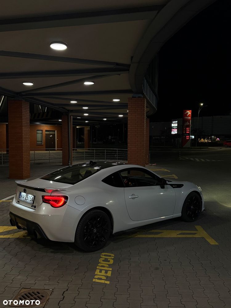 Toyota GT86 2.0 Prestige - 1