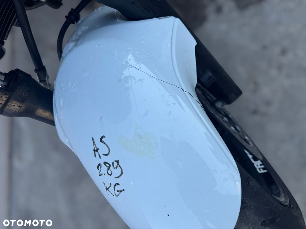 Suzuki Gladius - 8