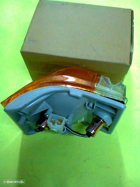 farolins frente bedford nkr isuzu (novos) - 2