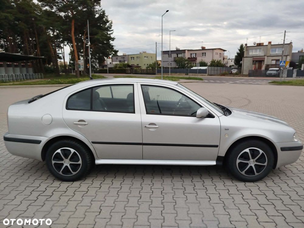 Skoda Octavia - 4