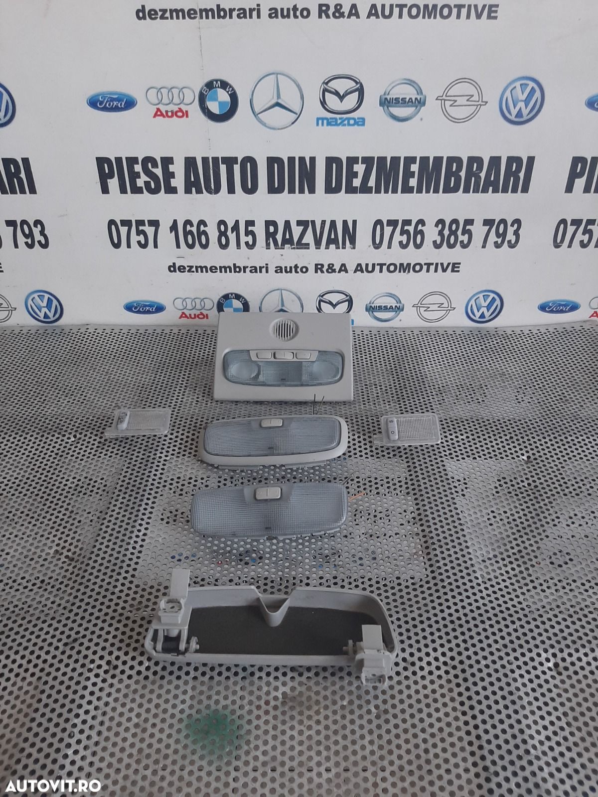 Parasolar Maner Plafon Plafoniera Fata Spate Suport Ochelari Ford Focus 2 Facelift An 2008-2009-201 - 1